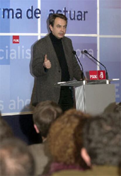 Zapatero, durante su intervención en Madrid.