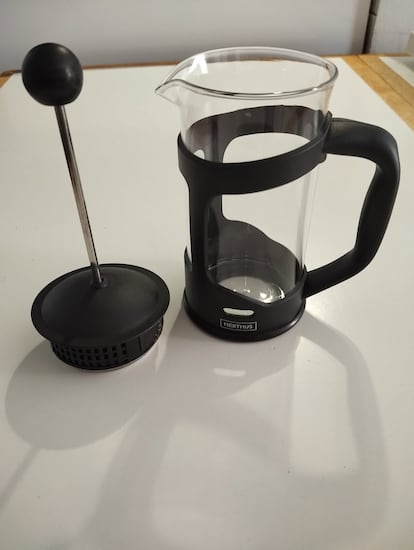 Cafetera francesa de Nerthus para comparativa de cafeteras