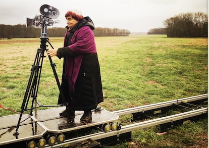 Agnès Varda, en el rodaje de 'Agnes per Varda'.