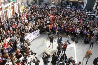 Demonstration against the sexual assault outside Callosa d’En Sarrià town hall.