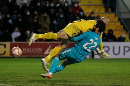 Isco y José Juan, en el tercer gol del Madrid.