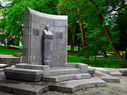 Monumento a Leopoldo Alas, 'Clarín', en Oviedo.