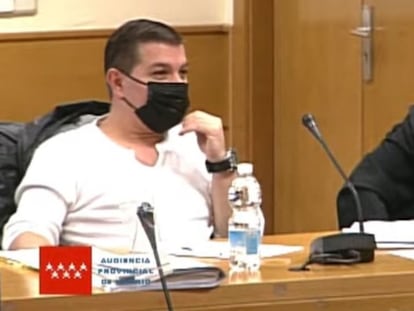 Captura de vídeo del acusado César Román, el 'Rey del Cachopo', en la sesión del pasado jueves.