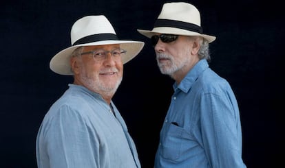 Héctor Abad Faciolince y Fernando Trueba, en el Hay Festival.