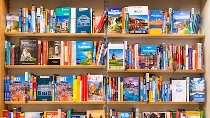 Razones para seguir viajando con una guía en tiempos de IA