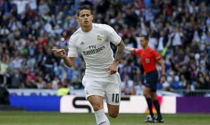 James celebra el primer gol.