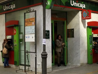 Una oficina de Unicaja en Malaga.