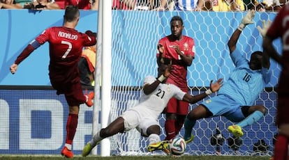 Cristiano, en su gol a Ghana.