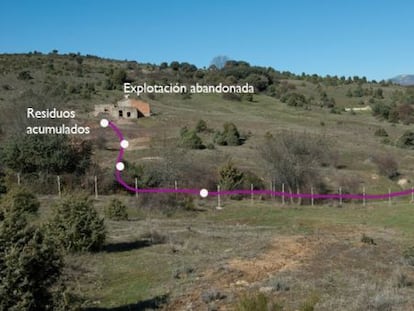 La mina abandonada en Guadalix. La l&iacute;nea morada marca el recorrido del agua de lluvia y los puntos blancos, las zonas donde se tomaron las muestras.