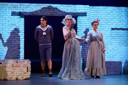 Escena de la obra 'La lucha por la vida', de Pío Baroja. TEatro Español. Fotografía: E. MORENO ESQUIBEL