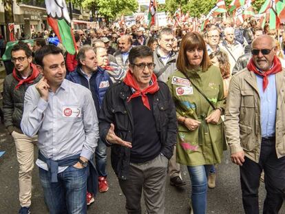 Patxi L&oacute;pez junto a Idoia Mendia y Jos&eacute; Antonio Pastor.