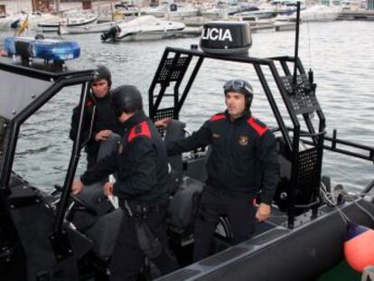 Equipo de rescate de los Mossos d&rsquo;Esquadra en L&rsquo;Estartit. 