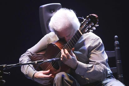 Manolo Sanlúcar, en su concierto en los Teatros del Canal en junio de 2010.