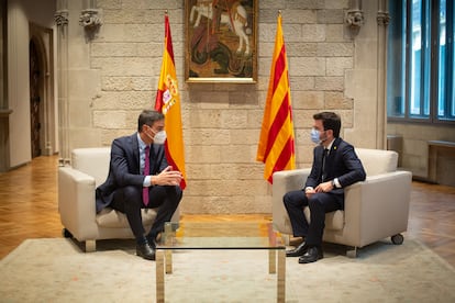 El presidente del Gobierno, Pedro Sánchez, y el de la Generalitat, Pere Aragonès, en el Palau de la Generalitat el pasado 15 de septiembre.