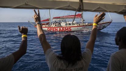 Nadie quiere asumir la avalancha de hombres y de mujeres desesperados que se lanzan al Mediterráneo para huir de las guerras.