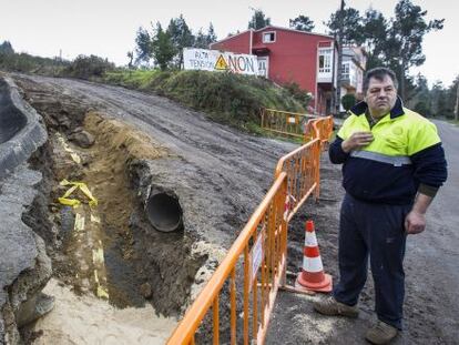 Obras de la conexi&oacute;n el&eacute;ctrica del Eje Atl&aacute;ntico en la zona de Coira, entre Santiago y Ames.