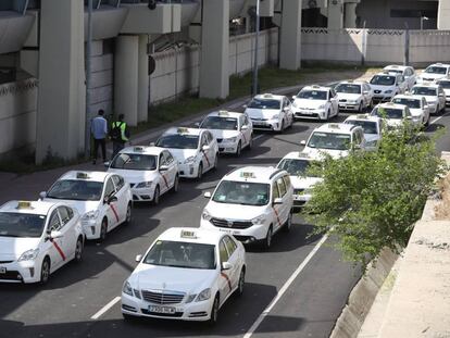 Manifestación de taxistas el 26 de abril de 2017.