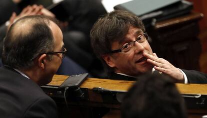 Carles Puigdemont, este miércoles, en el Pleno del Parlament.