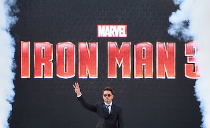 Películas como 'El detective cantante' (2005) devolvieron a Downey Jr. el favor de la crítica, pero ha sido la saga 'Iron Man' la que lo ha hecho inmensamente popular y rico.