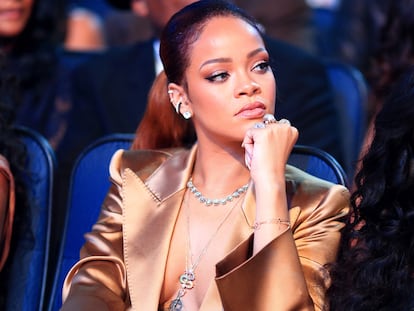 Esto es lo que pasa cuando dices que te has ligado a Rihanna (y no es verdad)