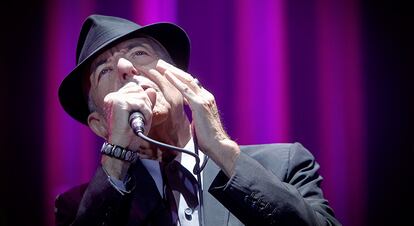 El cantante Leonard Cohen durante su concierto en España para presentar su disco 'Old Ideas' en Madrid, en 2012.