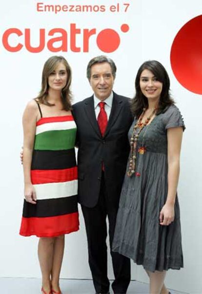 Marta Reyero, Iñaki Gabilondo y Marta Fernández.