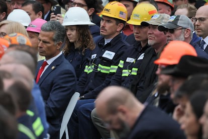 Trabajadores invitados al acto de anuncio de aranceles de Trump del pasado miércoles.