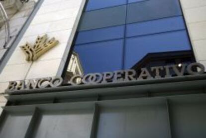 Fachada de la sede del Banco Cooperativo en Madrid