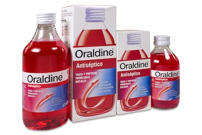 El colutorio Oraldine Antiséptico ayuda a prevenir la creación de placa bacteriana, contribuye a reducir la inflamación de las encías y a evitar el mal aliento. Disponible en Welnia.