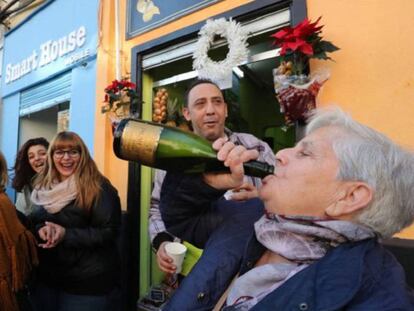 Winners of the 2017 lottery celebrate in Madrid.