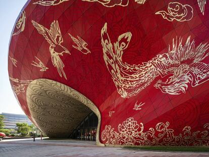 El Gran Teatro de Guangzhou, al sureste de China, un proyecto del estudio londinense SCA (Steven Chilton Architects).