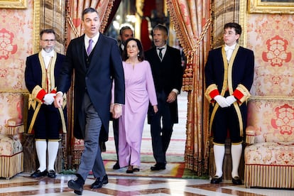 El presidente del Gobierno, junto a los ministros de Defensa e Interior.