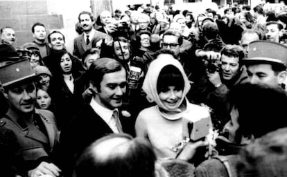 Tras conseguir el divorcio de su primer marido conoció, durante un crucero, al italiano Andrea Dotti en 1968. El 18 de enero de 1969 se casó con él y se trasladó a vivir a Roma.