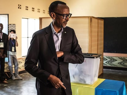 Kagame, reelegido presidente de Ruanda por otros siete años