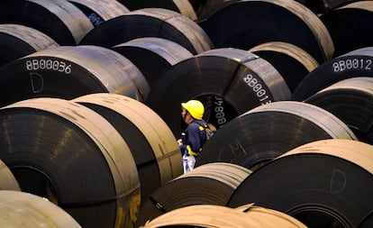 A worker at a steel plant in Sestao (Bilbao).