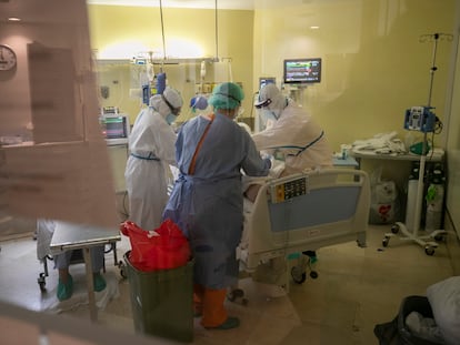 The intensive care unit at the Gregorio Marañón hospital in Madrid, in April.