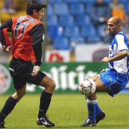 Stankovic encara a Manuel Pablo durante el partido de ayer.