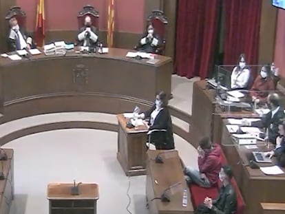 Vídeo | Así fue el interrogatorio del fiscal a la víctima en el juicio de la ‘manada de Sabadell’