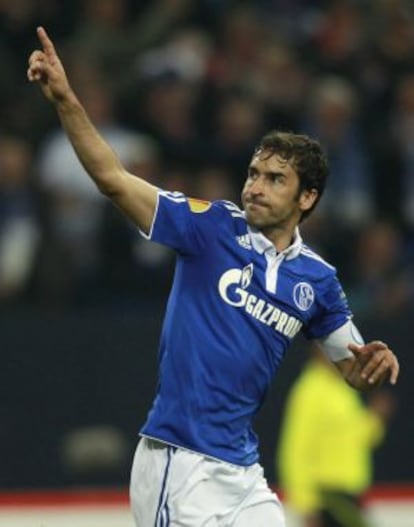 Raúl, en un partido del Schalke este año.