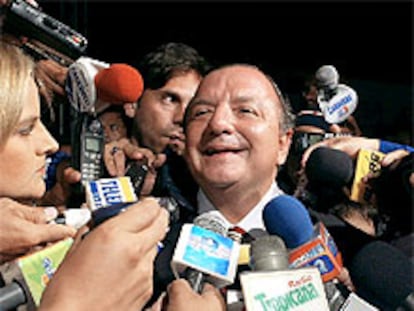 El candidato Álvaro Noboa.