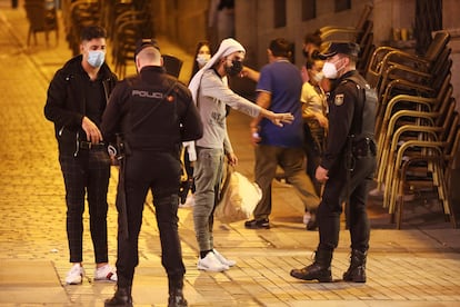 Controles en una zona de bares de Salamanca el día 8.