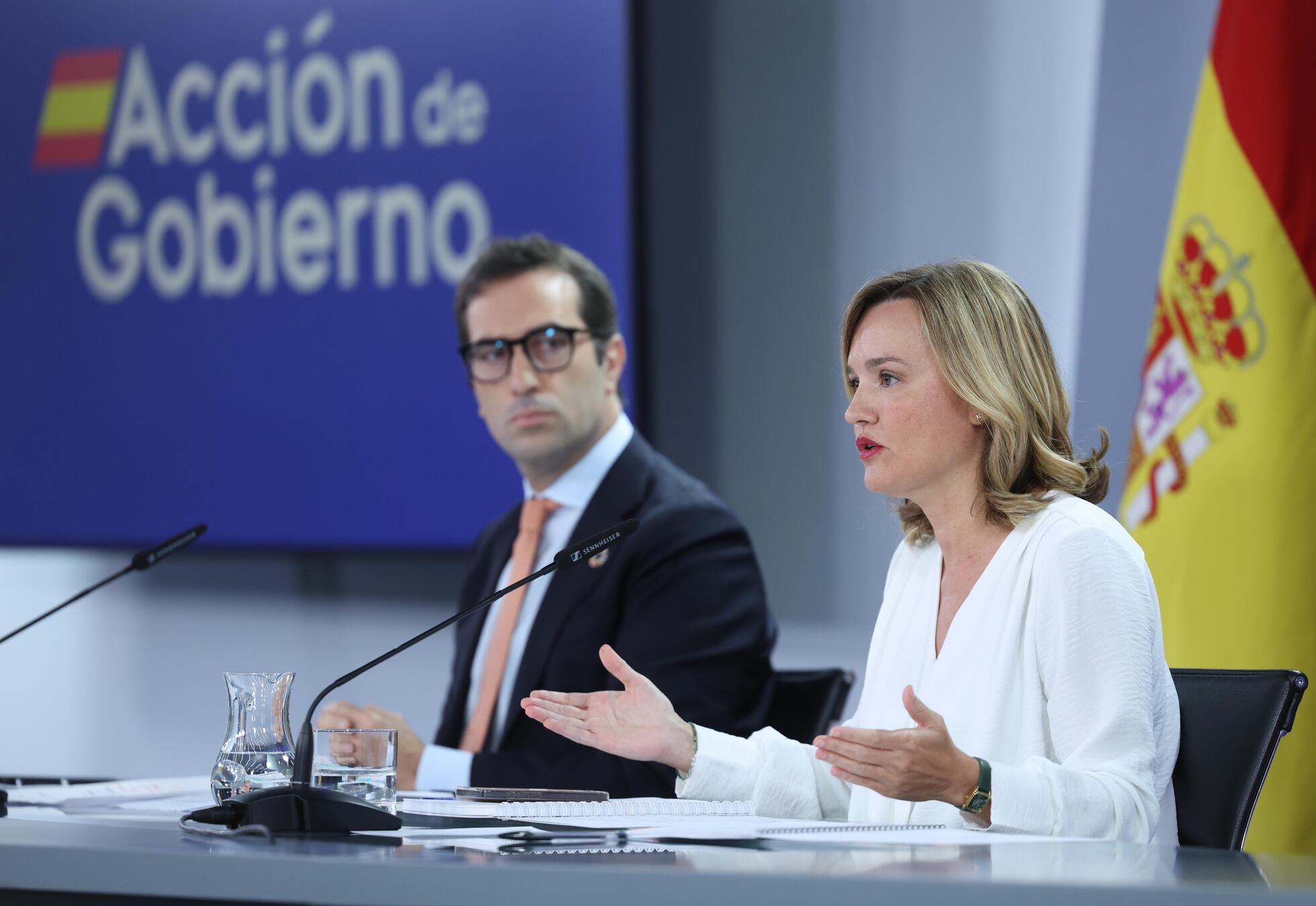 El PP exige en el Senado la dimisión de a Ana Redondo por las pulseras ...
