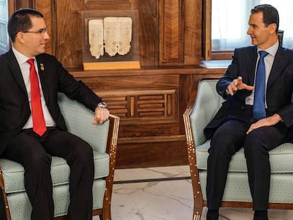 Jorge Arreaza junto al presidente sirio Bachar el Asad. 