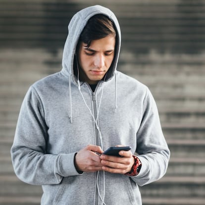 Sudadera con capucha de forro polar Amazon Essentials