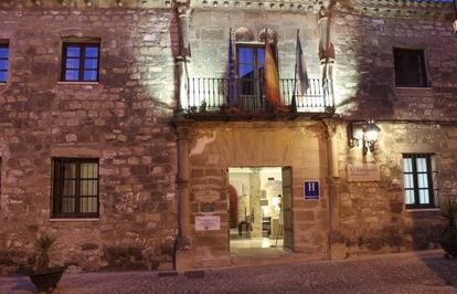 Entrada al hotel Las Casas del Cónsul, en Úbeda.