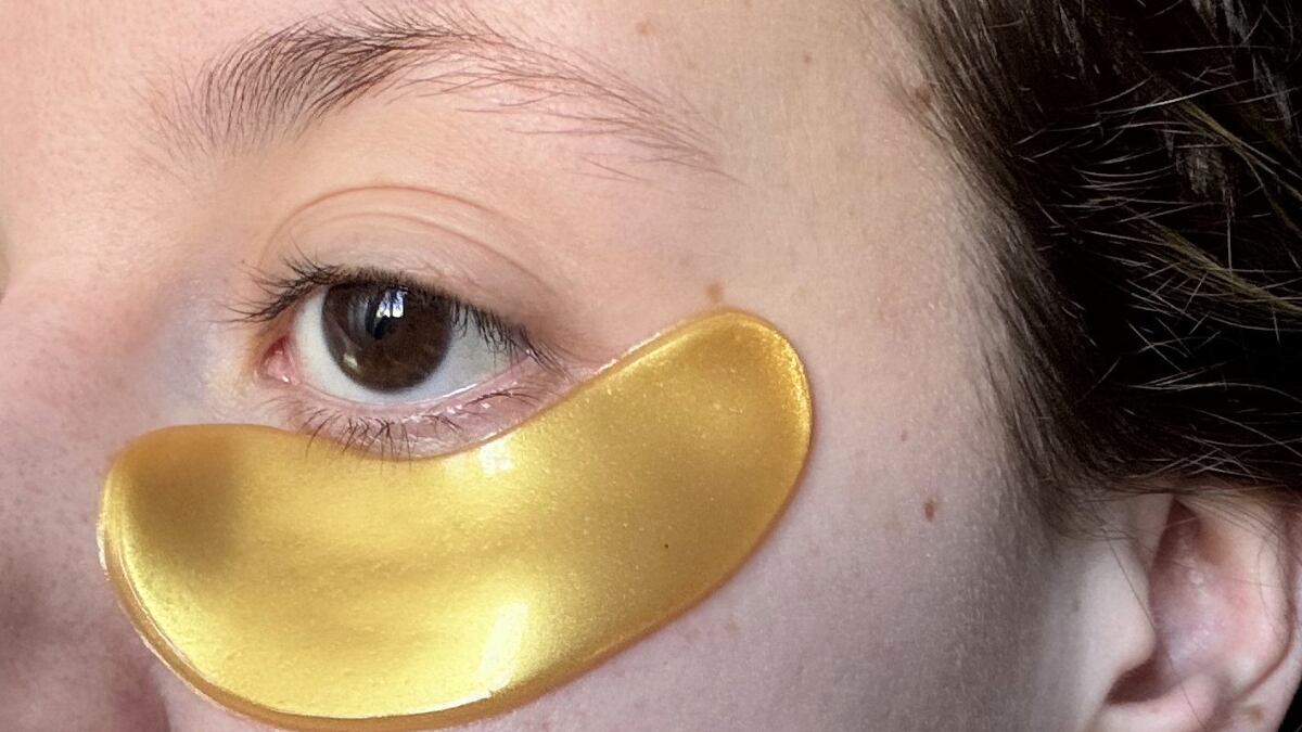Prueba con los energizing eye mask de Grace & Stella.