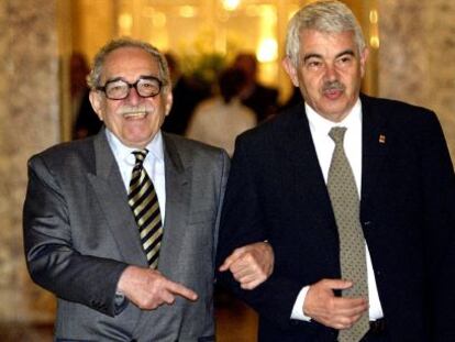 Gabriel Garc&iacute;a M&aacute;rquez y Pasqual Maragall, el 28 de abril de 2005, cuando el escritor colombiano regres&oacute; a Espa&ntilde;a.