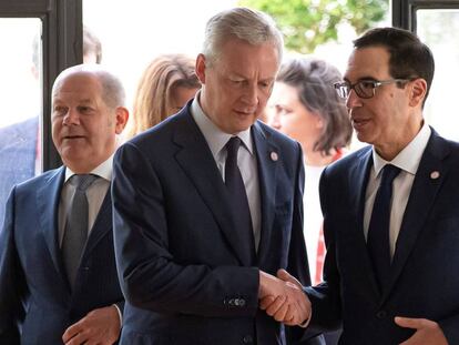 El ministro francés de Economía, Bruno Le Maire, y el secretario del Tesoro, Steve Mnuchin la semana pasada en Chantilly 