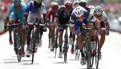 El belga Gianni Meersman (Etixx) en el esprint final de la quinta etapa.