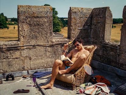 El actor Jacob Elordi, en una escena de la película 'Saltburn'.